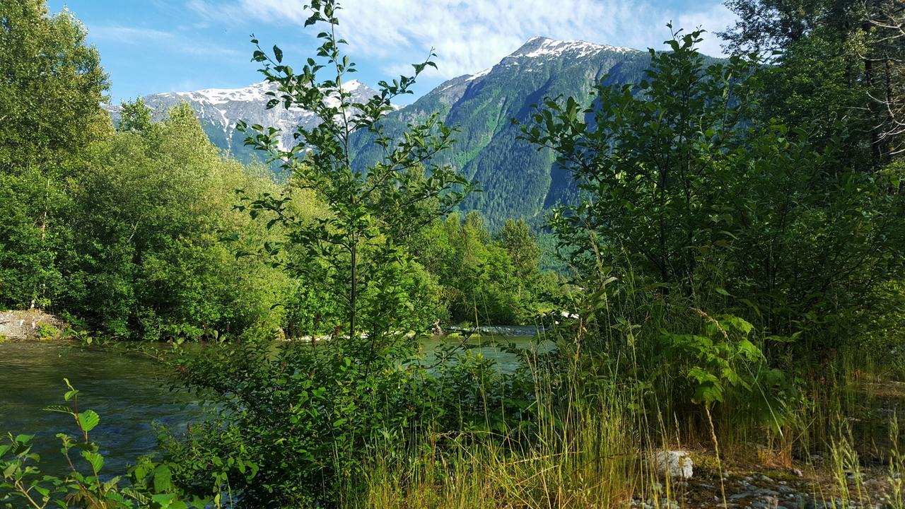 Cumbrian Inn Bella Coola Eksteriør billede